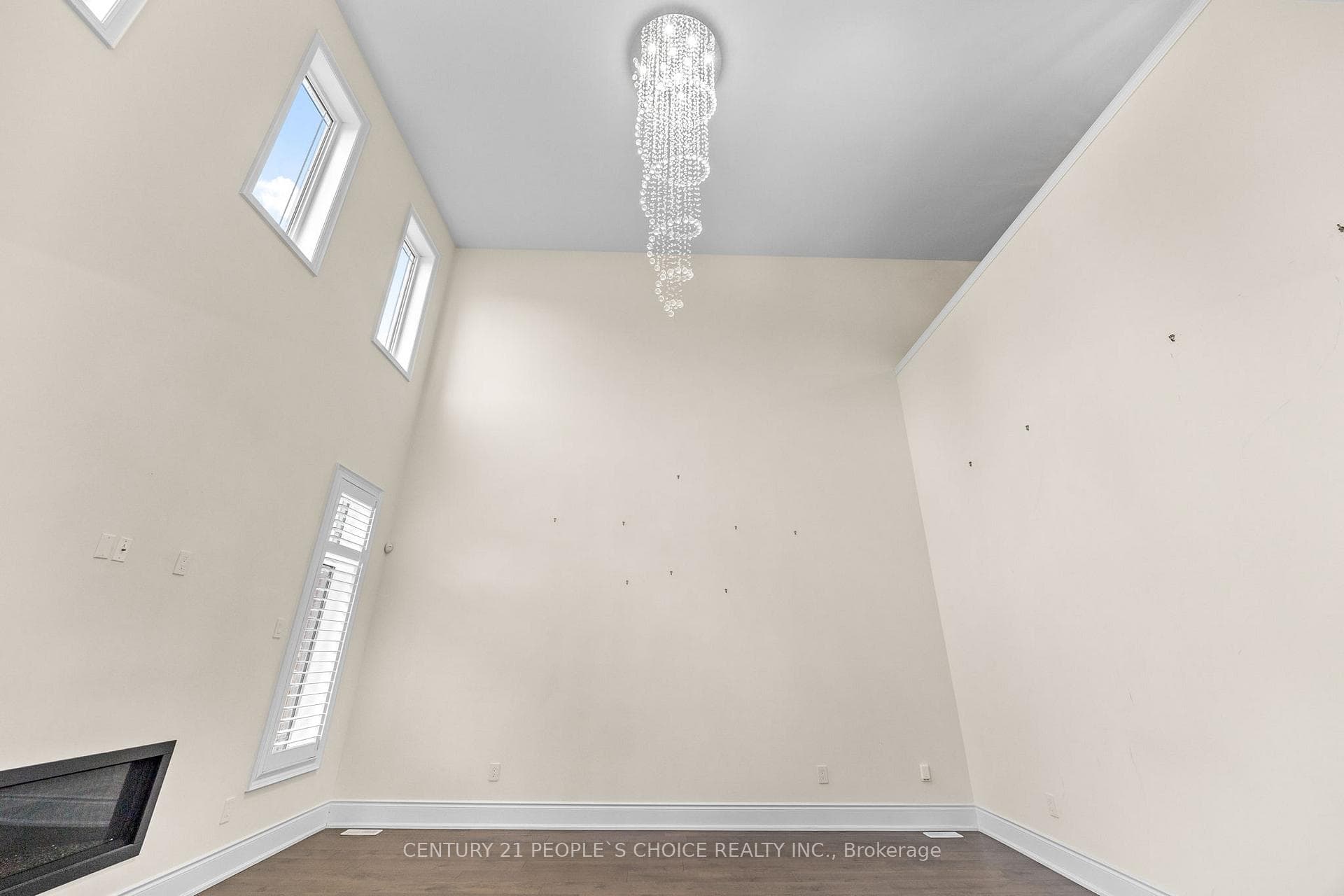 24 Albert Spencer Avenue photo 12