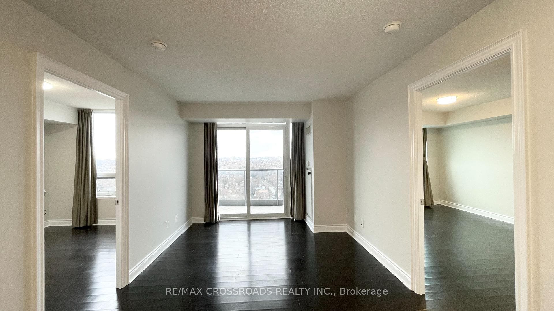 25 Greenview Avenue Unit 2028 photo 9