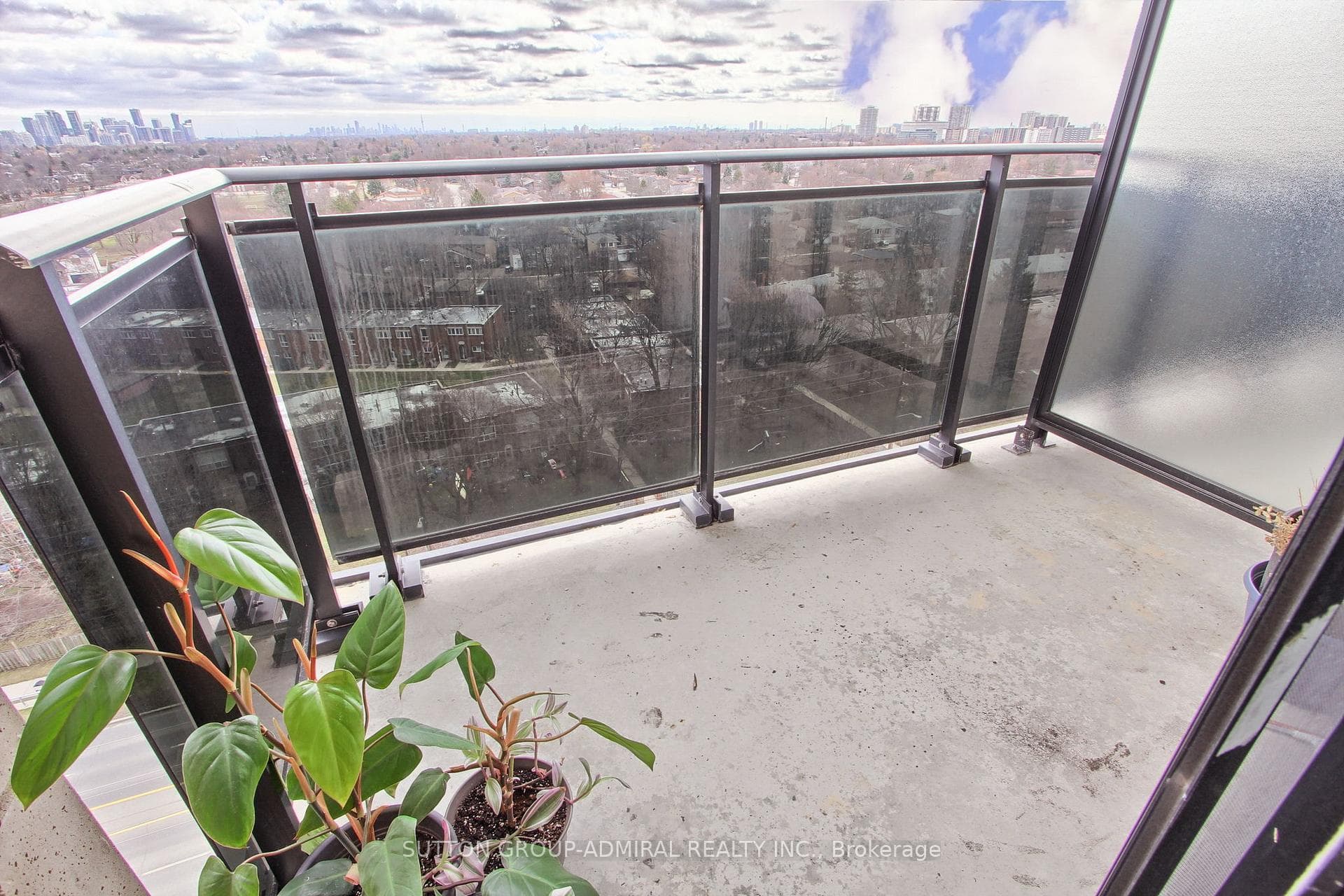 520 Steeles Avenue Unit 1207 photo 30
