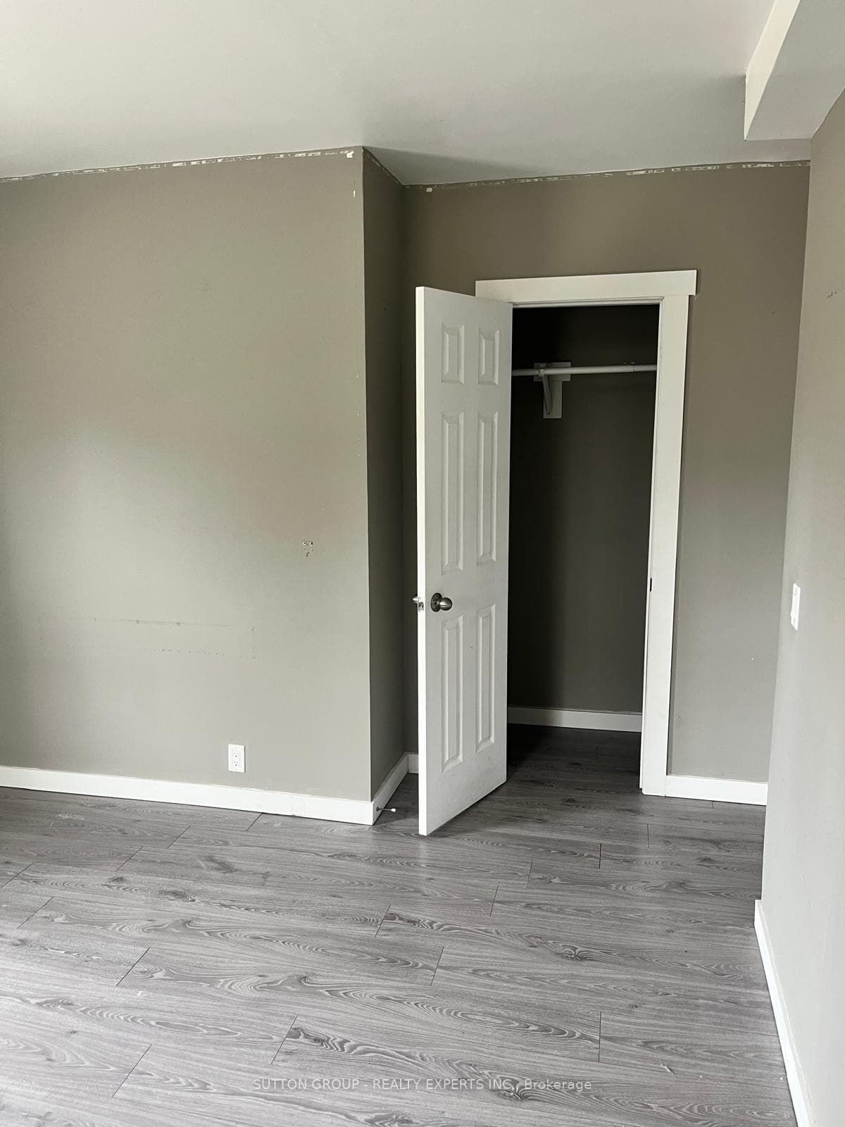 328 Centre Street Unit Upper photo 9