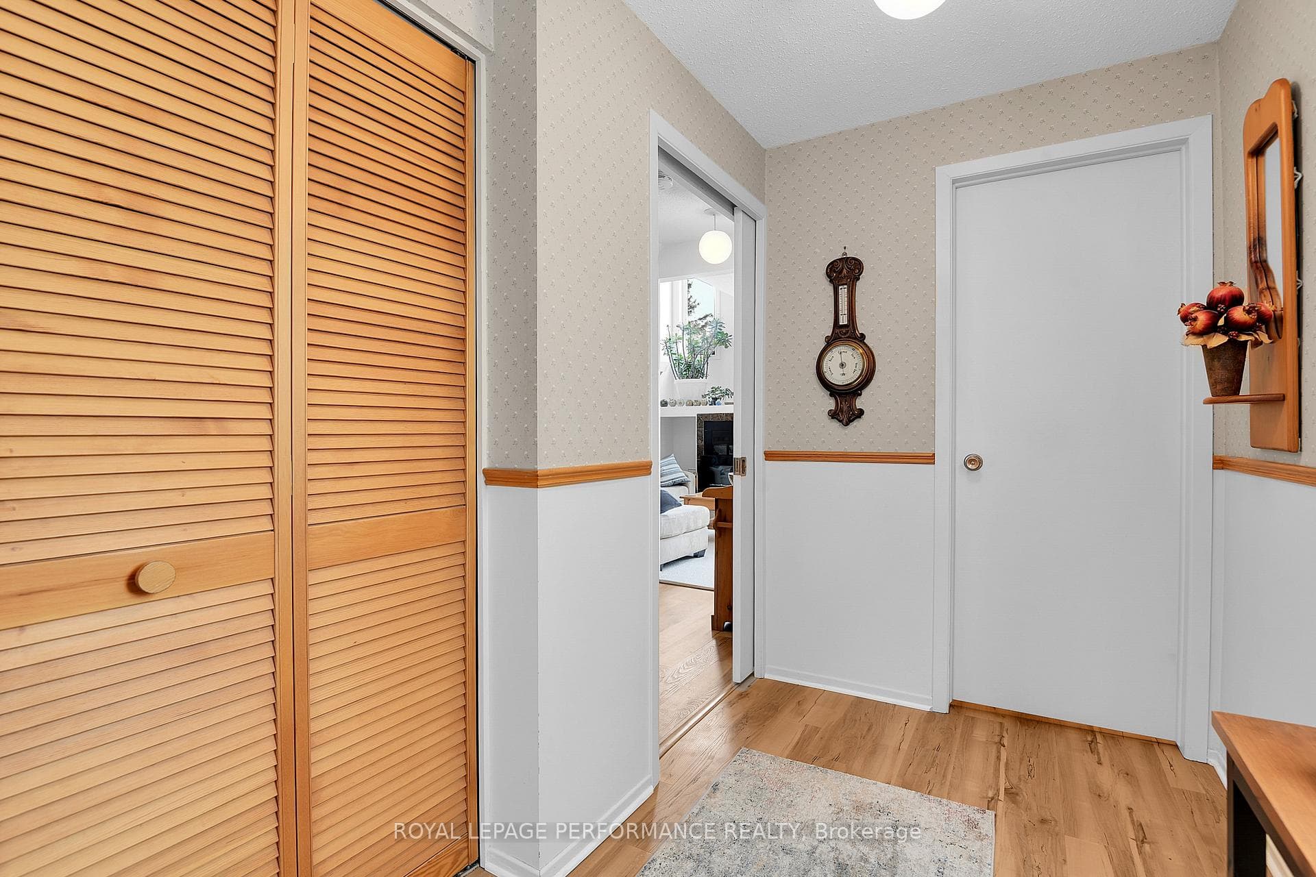 43 Waterview Court photo 6