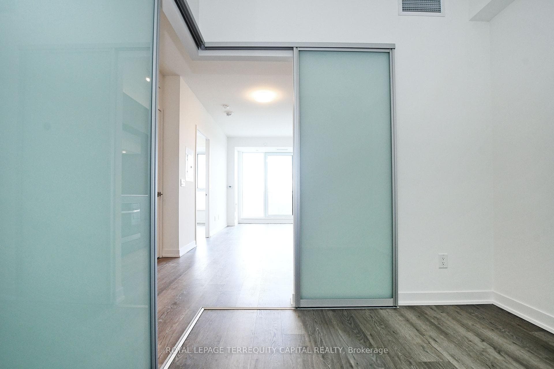 6 David Eyer Road Unit 609 photo 18