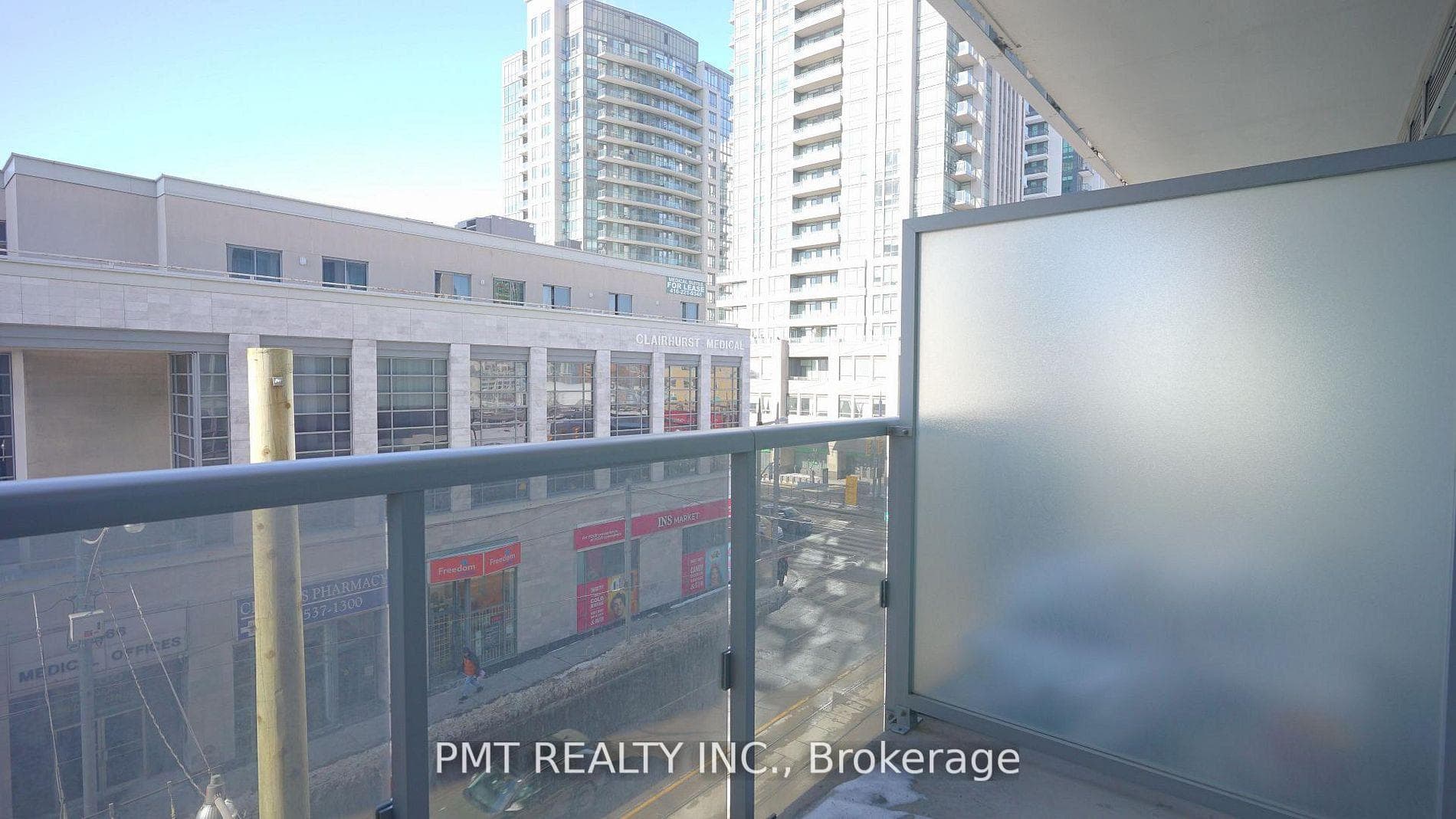 501 St. Clair Avenue Unit 322 photo 16