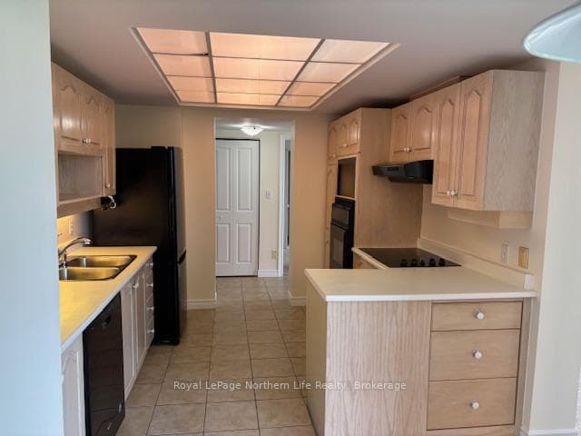 155 Timmins Street Unit 114 photo 29