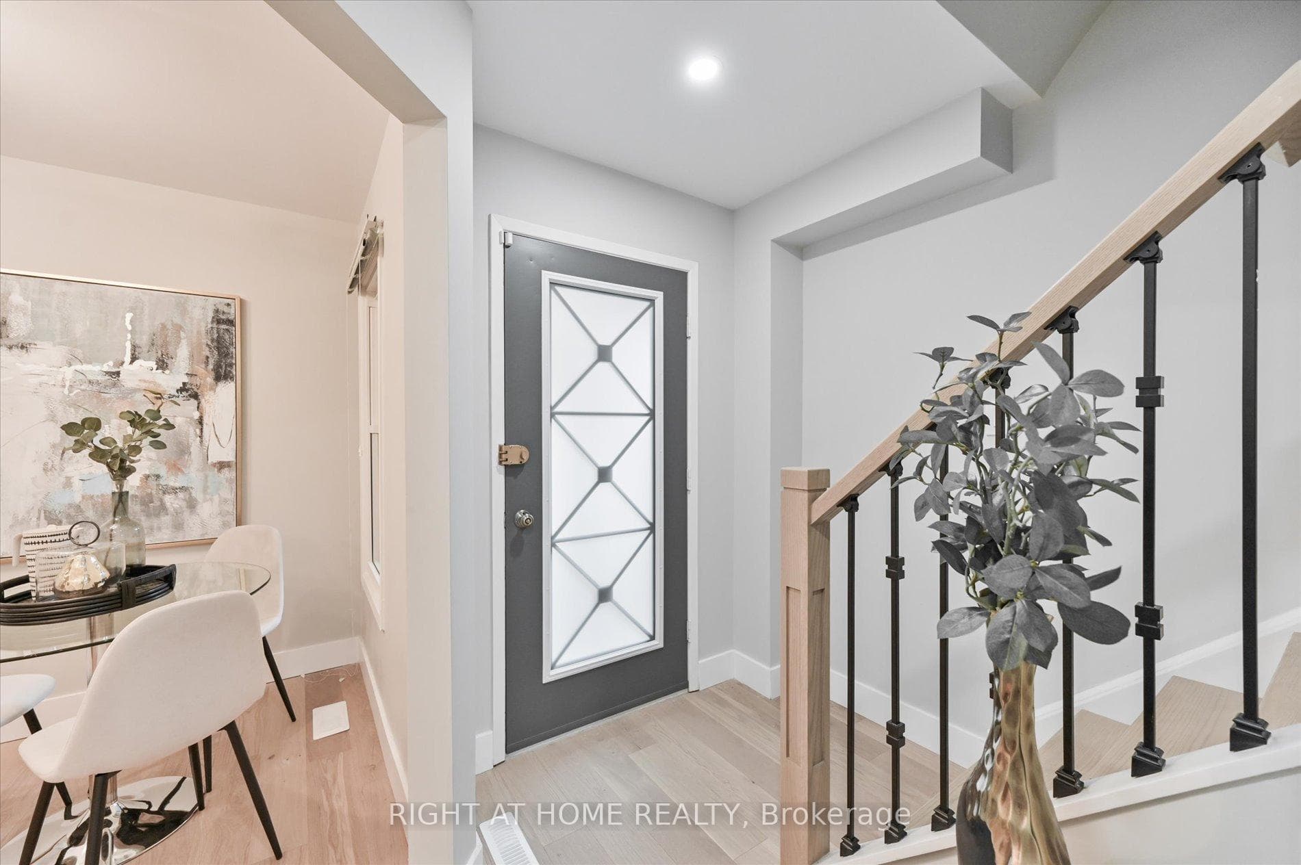 30 Hillfarm Drive photo 3