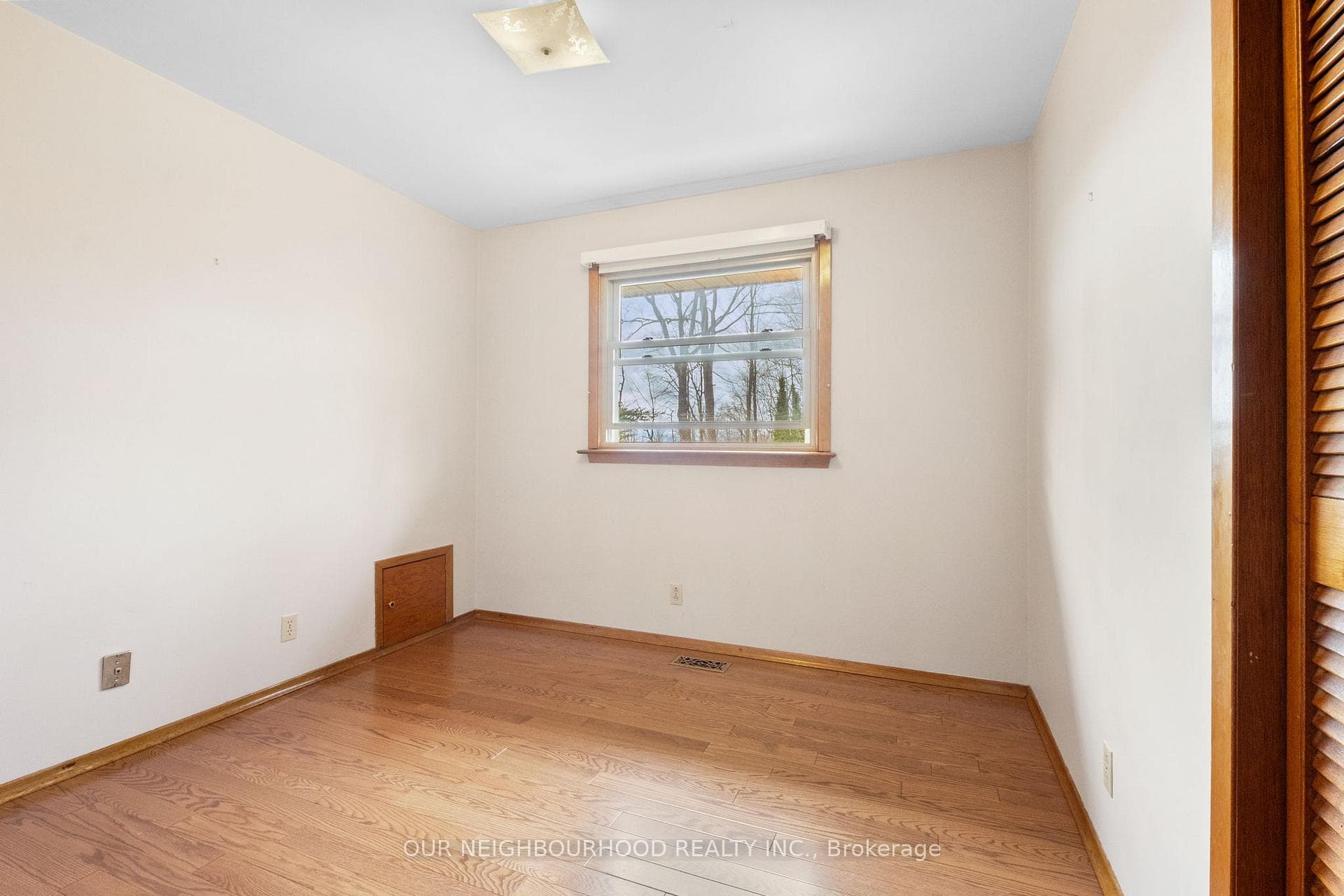 1343 Wallbridge-Loyalist Road photo 20