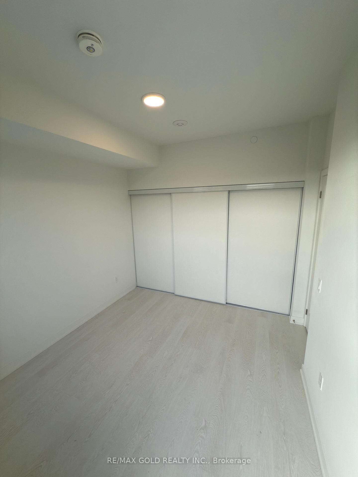 415 Main Street Unit 619 photo 11