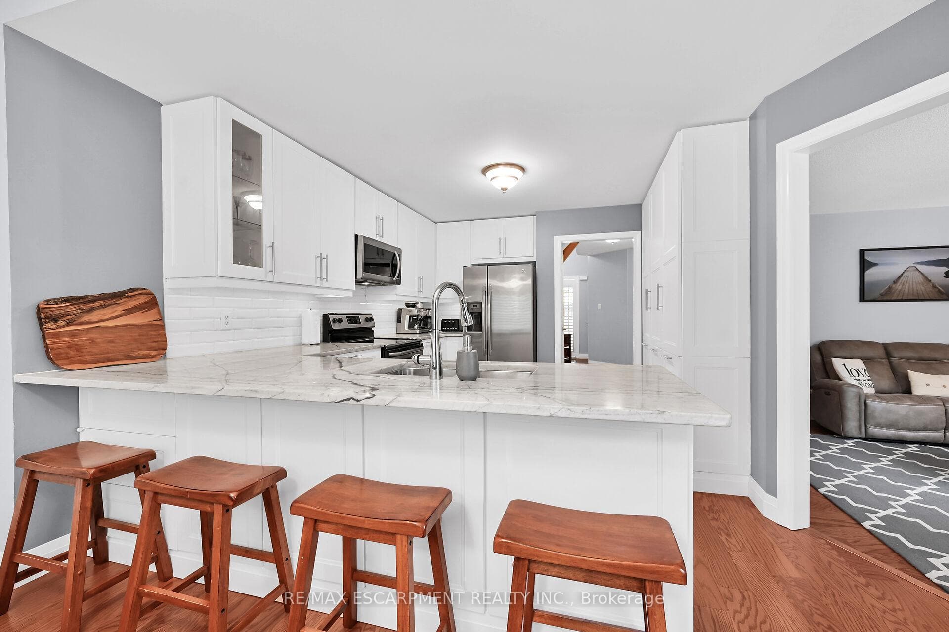 52 Hepburn Crescent photo 13