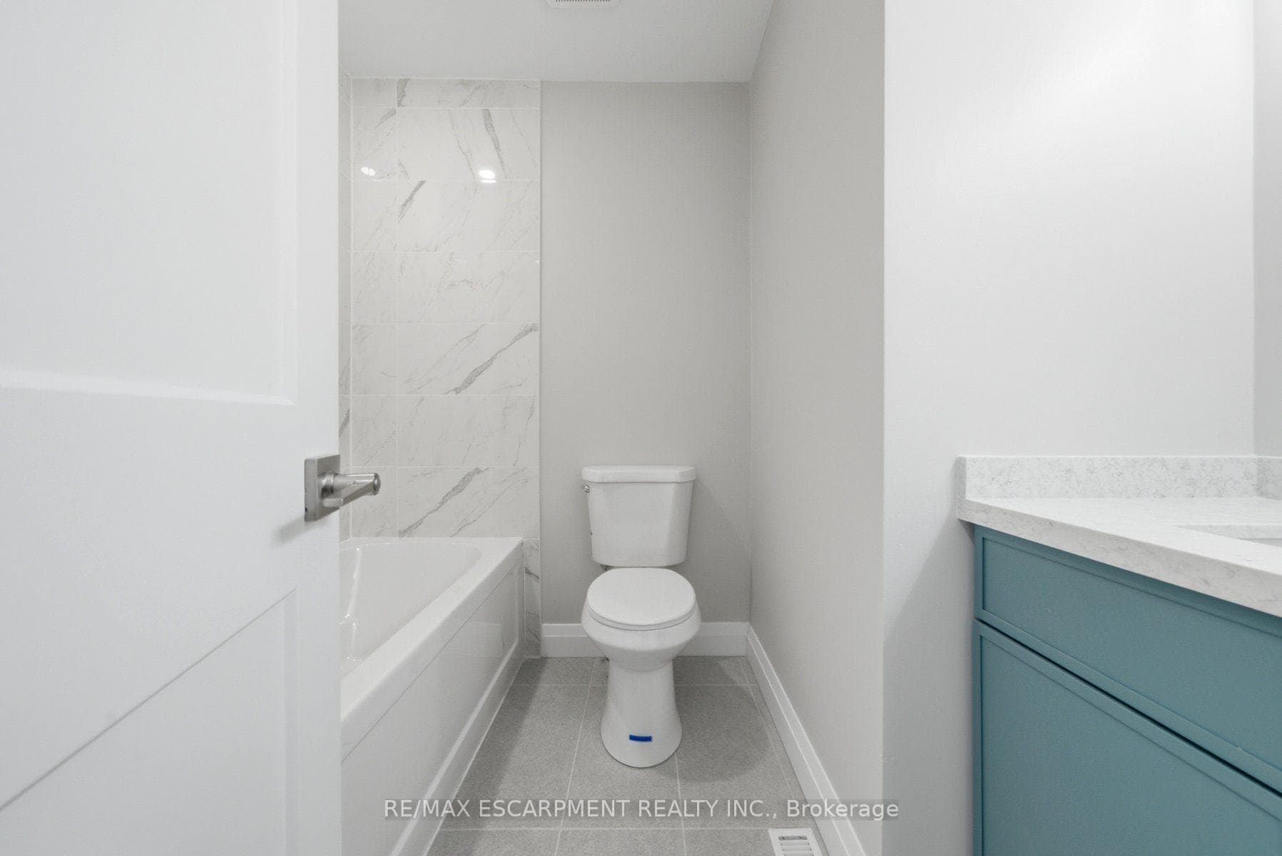2155 Duncaster Drive Unit 2 photo 28