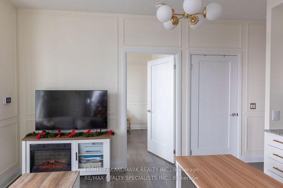 3220 Sheppard Avenue Unit # 907 photo 7