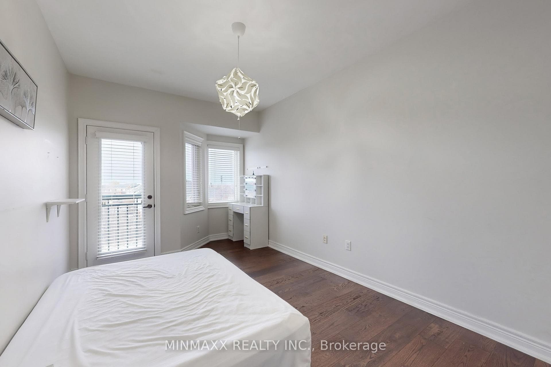 9087 Derry Road Unit 27 photo 40