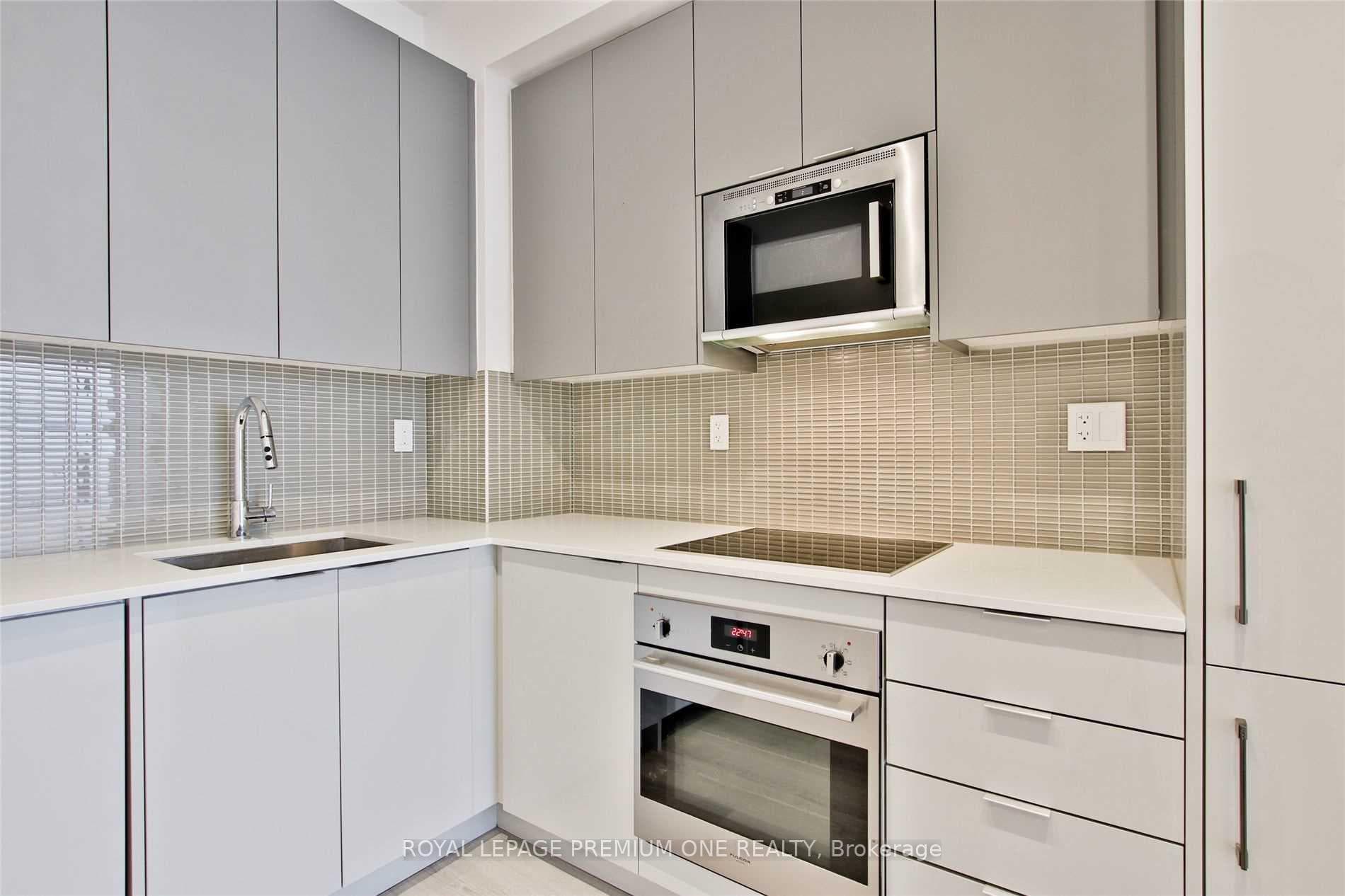 2916 Highway 7 Road Unit 1409 photo 13