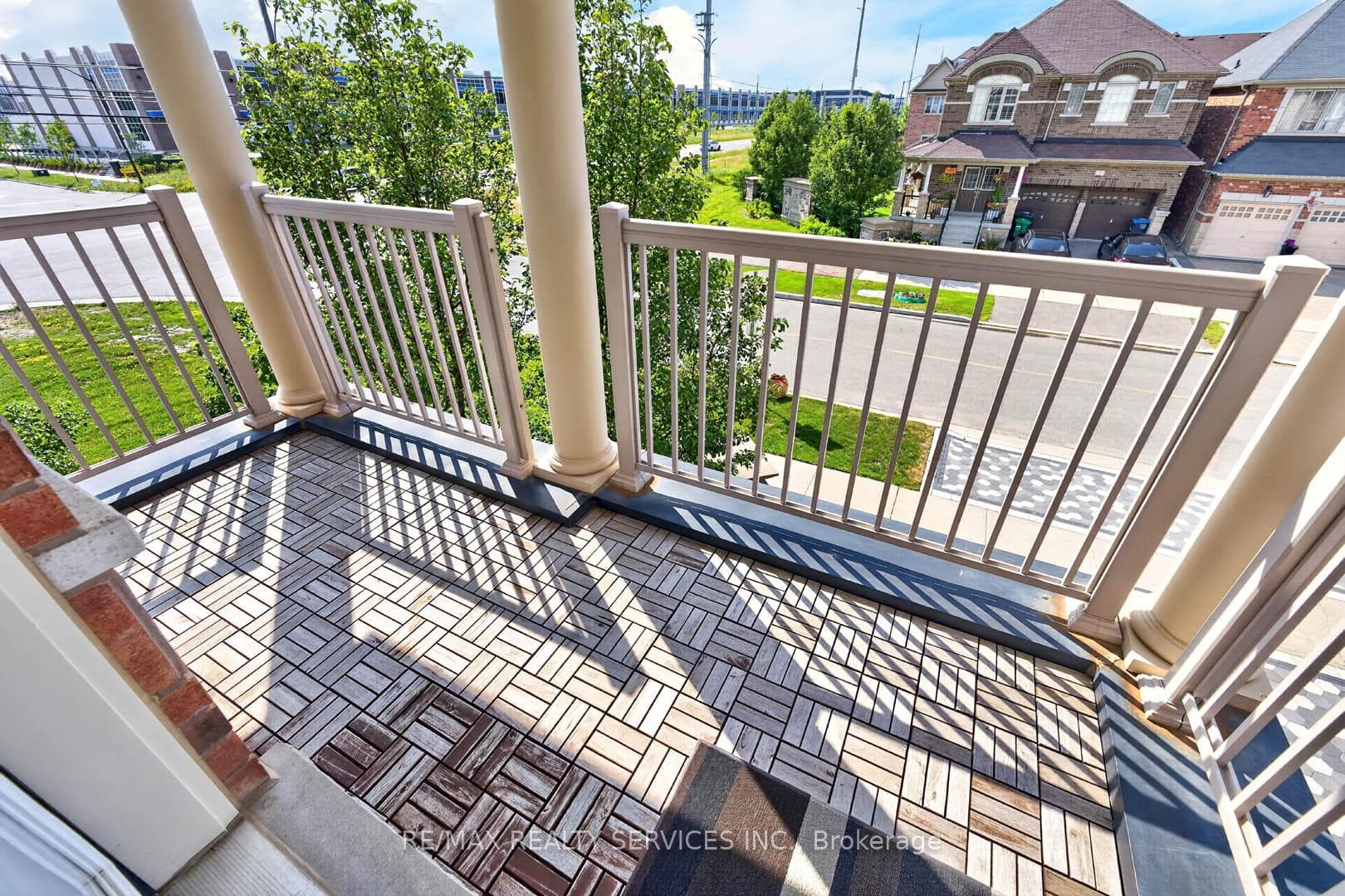 1 Dolbyhill Drive photo 25