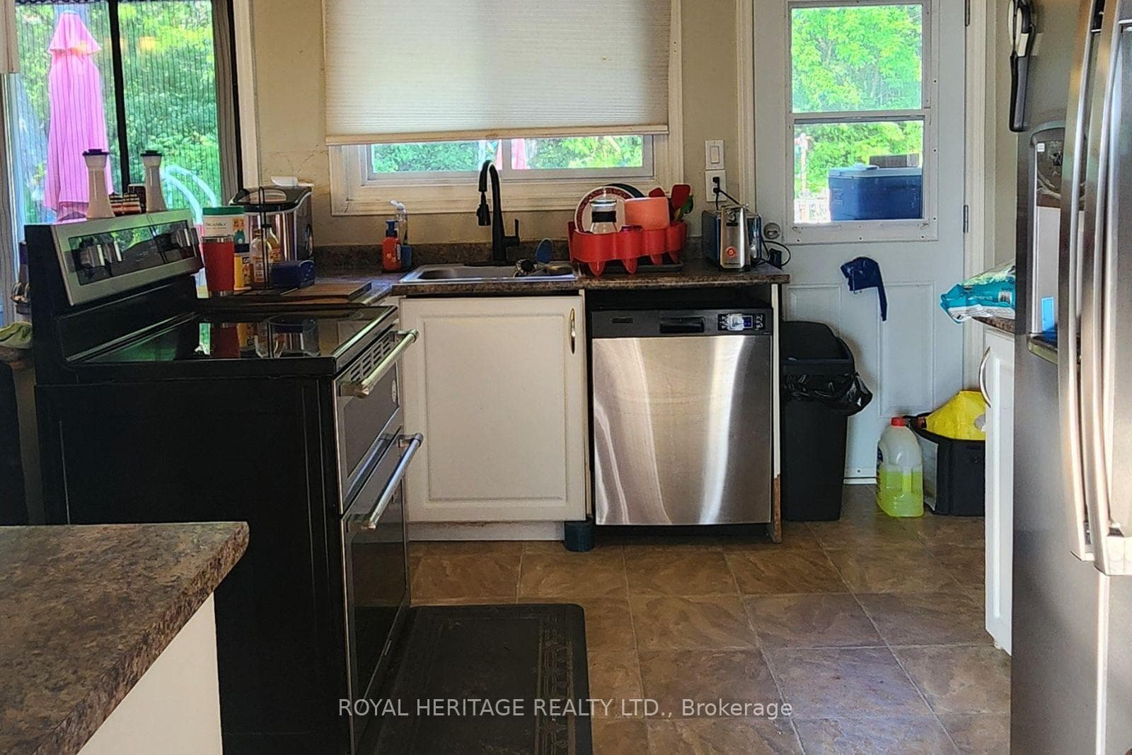 147 Grandview Street photo 5