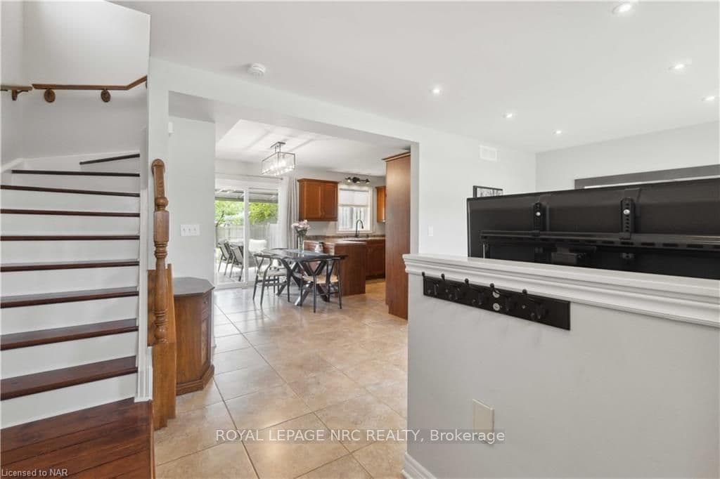 24 PATTERSON Avenue photo 6