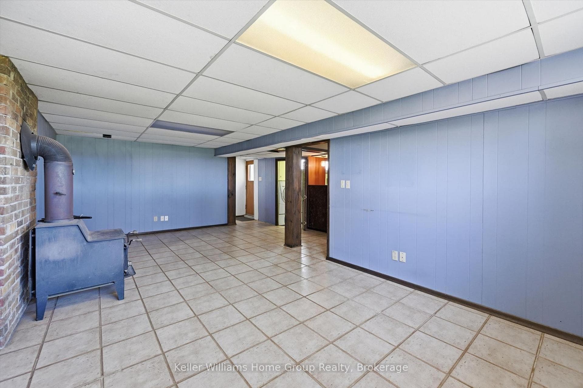 1233 5 Highway photo 25