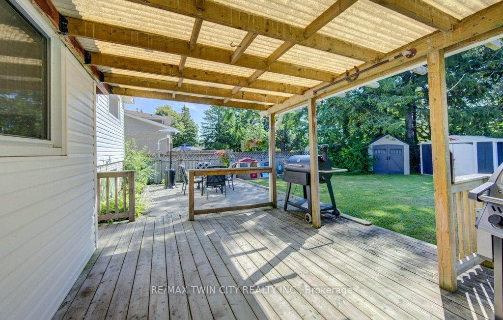 61 Windsor Street photo 33