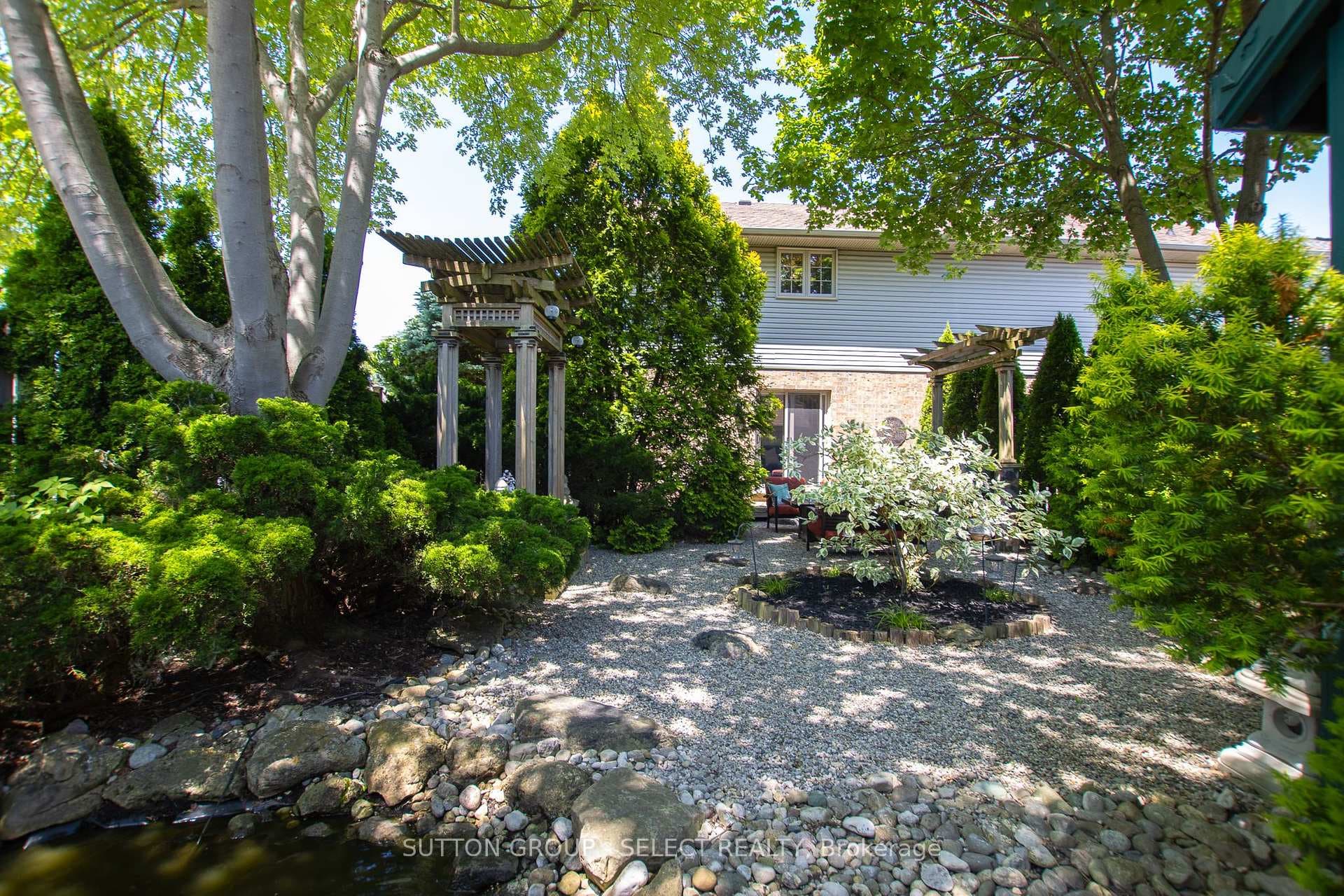 828 Shelborne Street photo 30