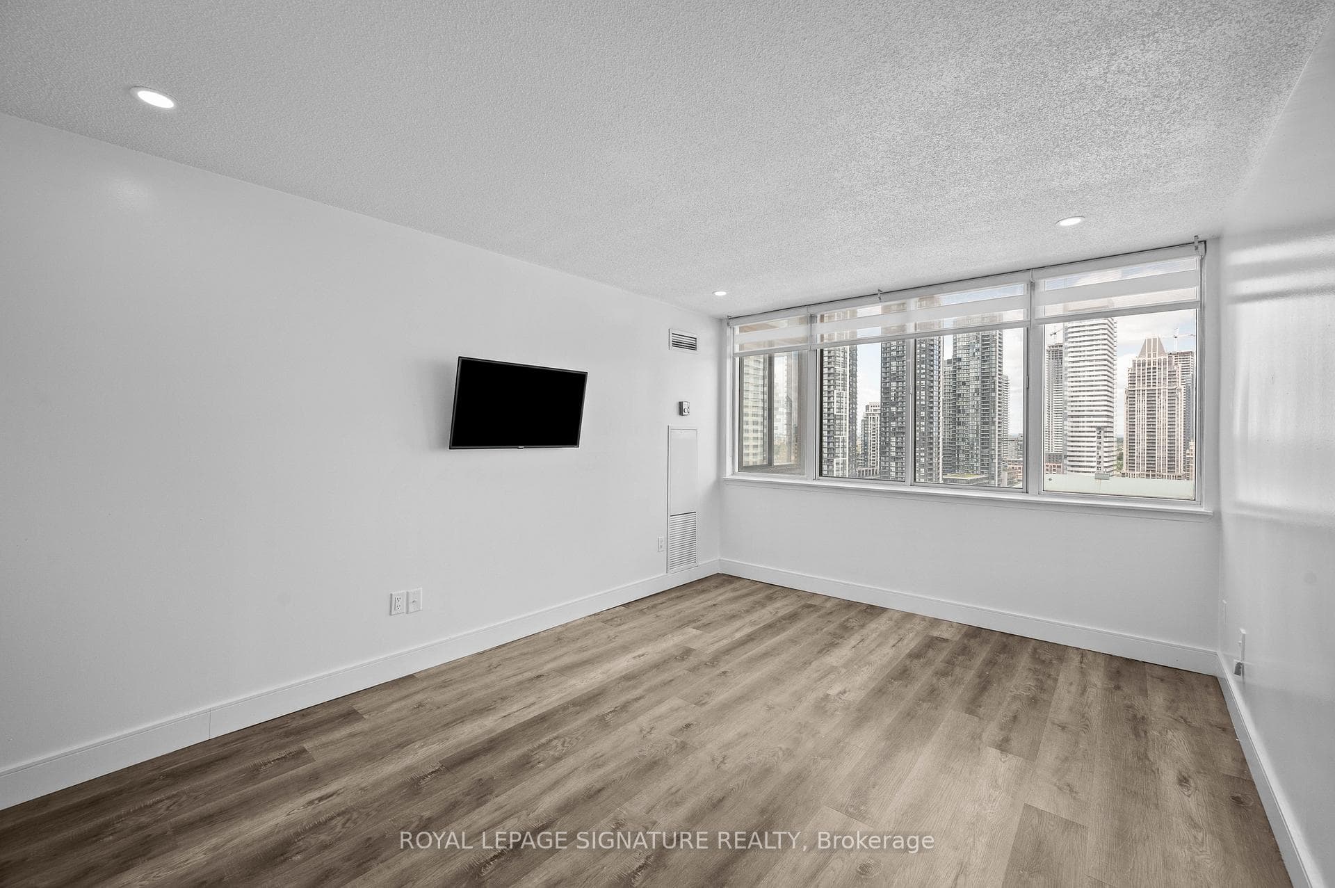 350 Webb Drive Unit 2301 photo 12