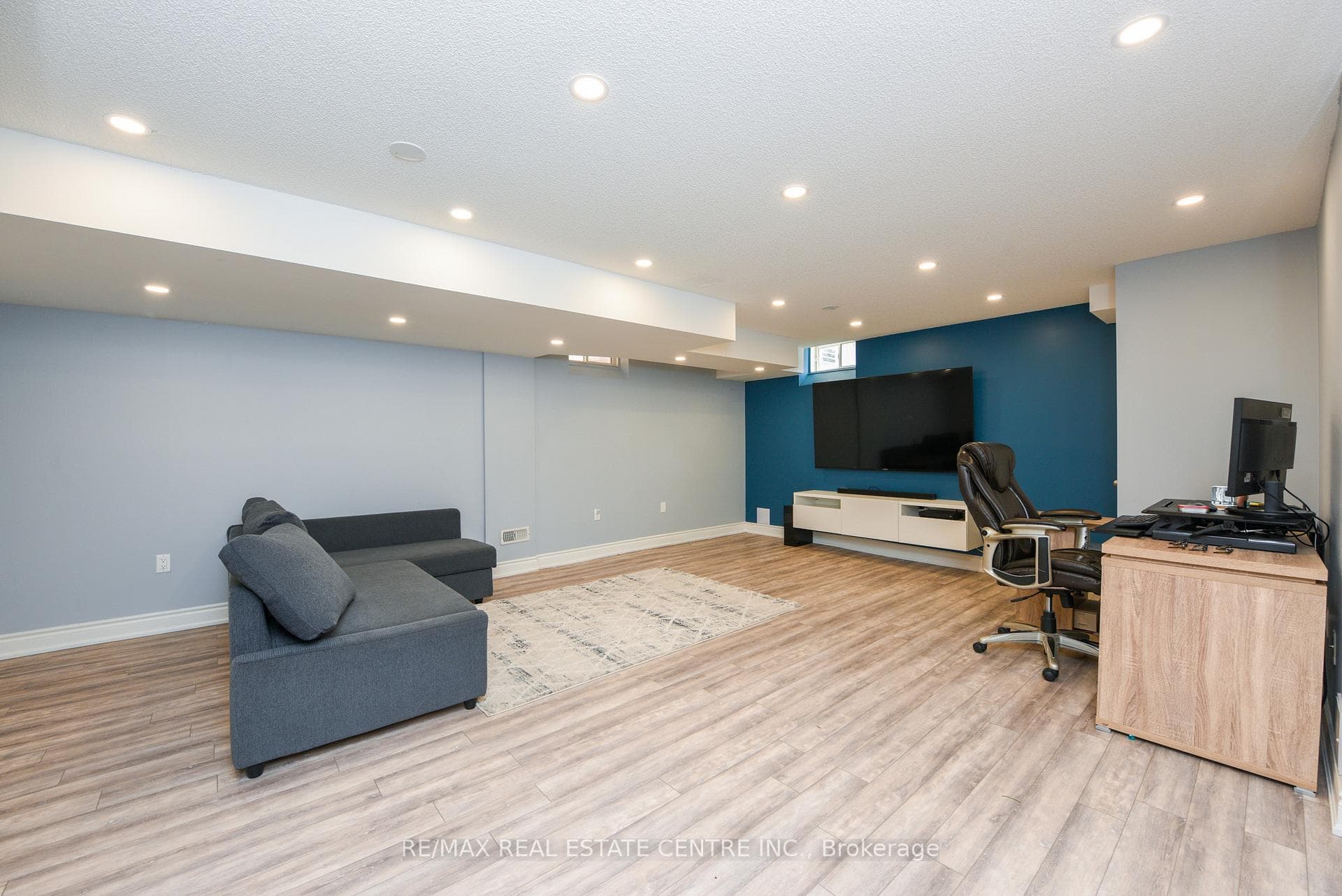 682 Megson Terrace photo 30