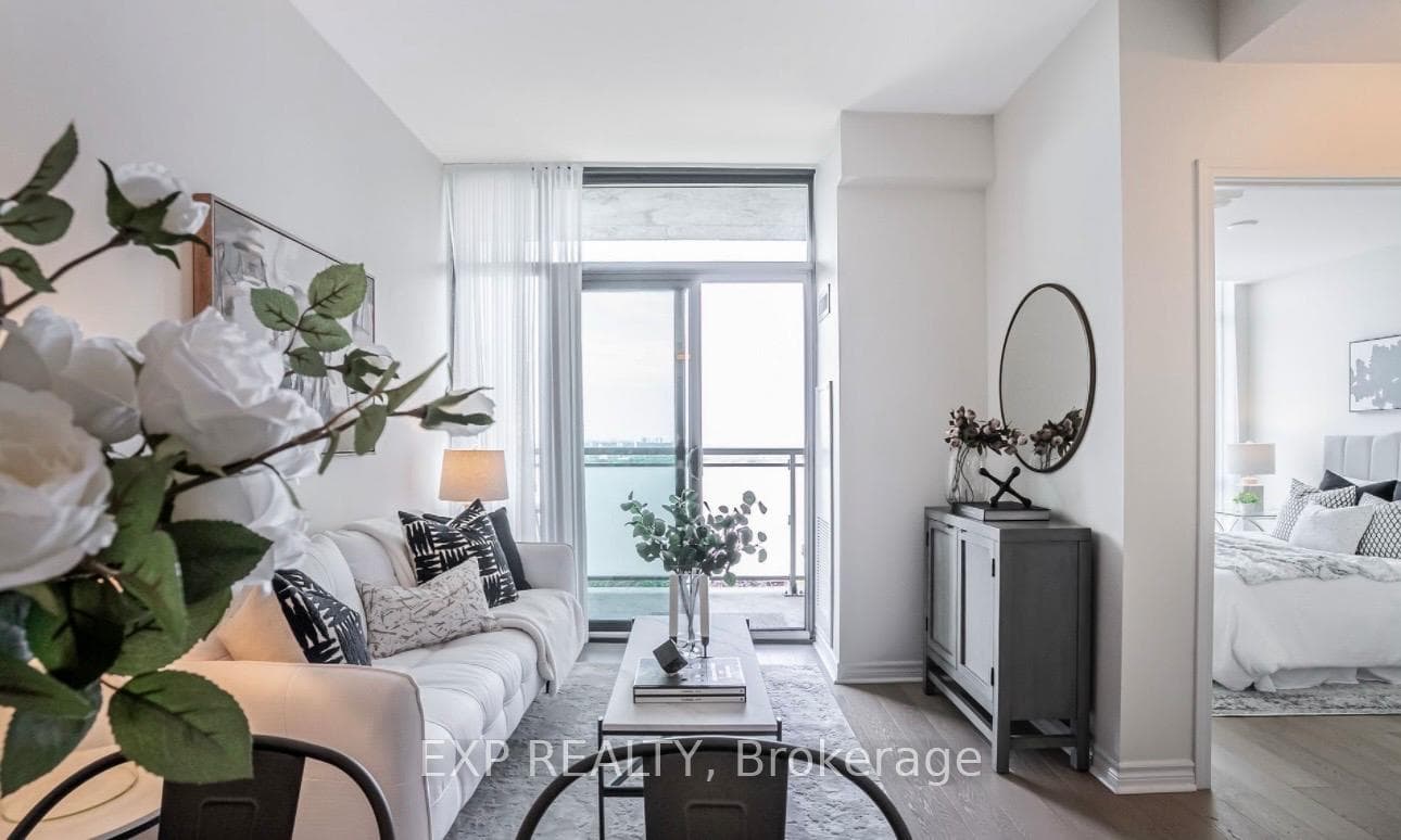 2522 Keele Street Unit 704 photo 13