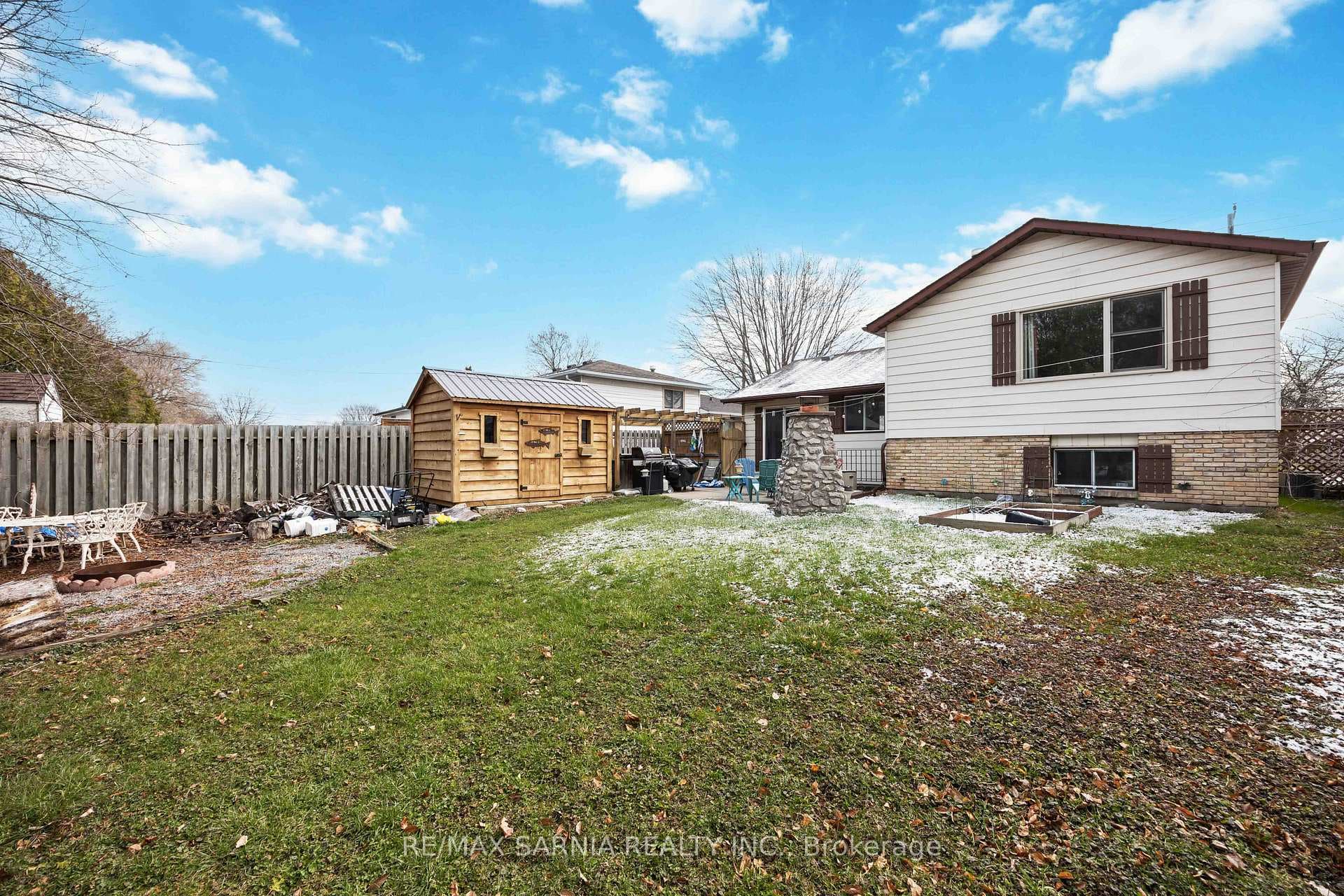 437 Murphy Road photo 37