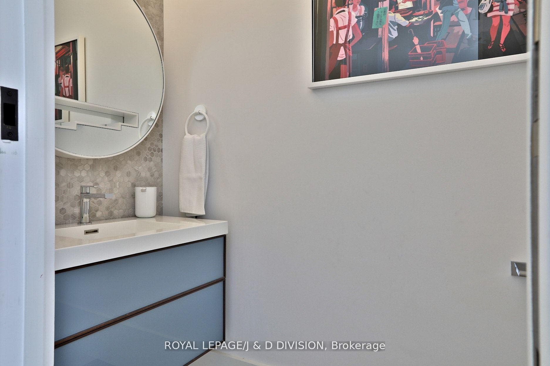 Powder room