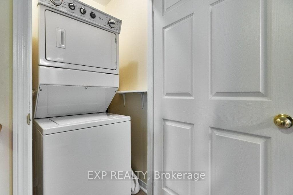 460 Woodmount Drive Unit Unit #8 photo 16