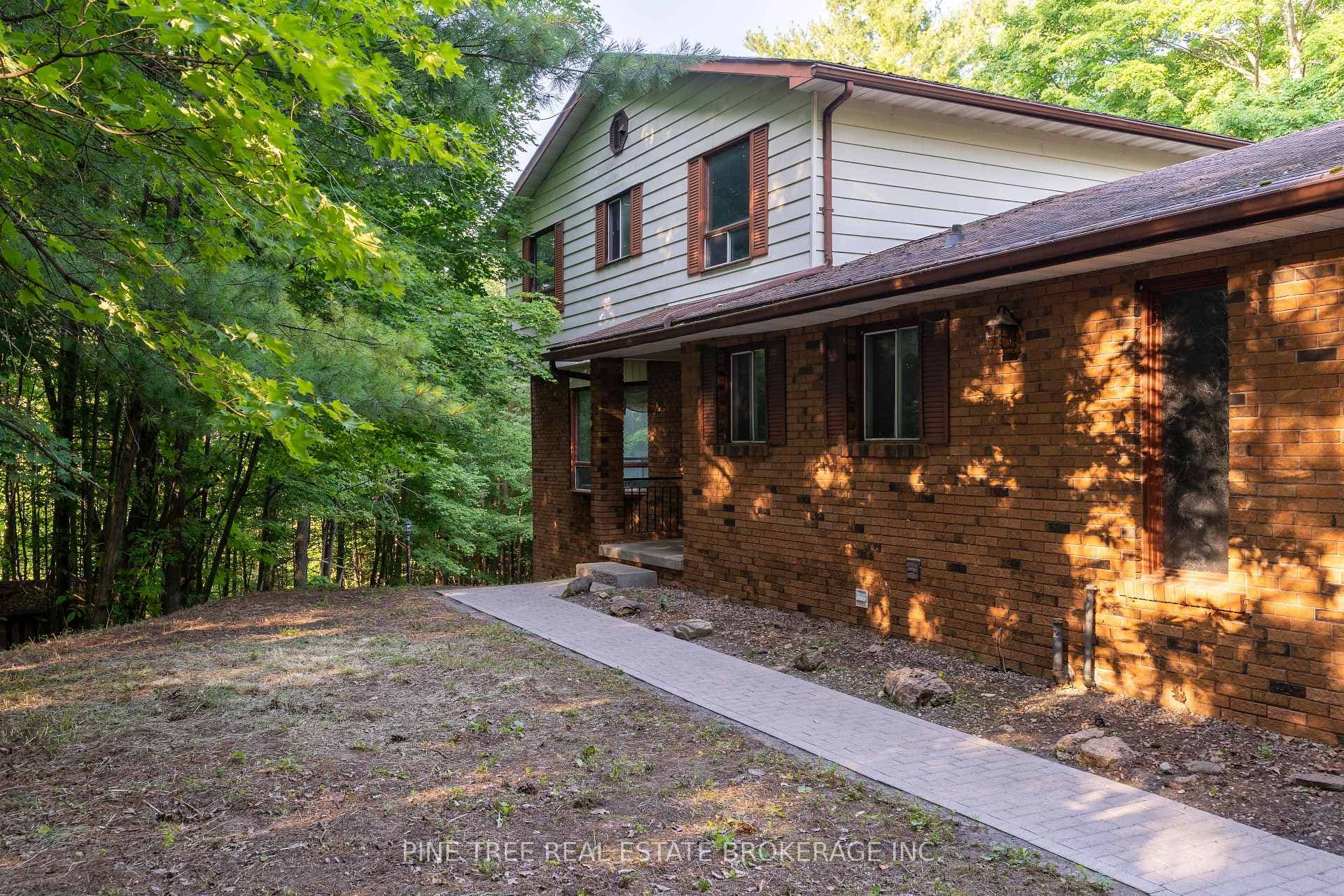 16581 Mccowan Road photo 4
