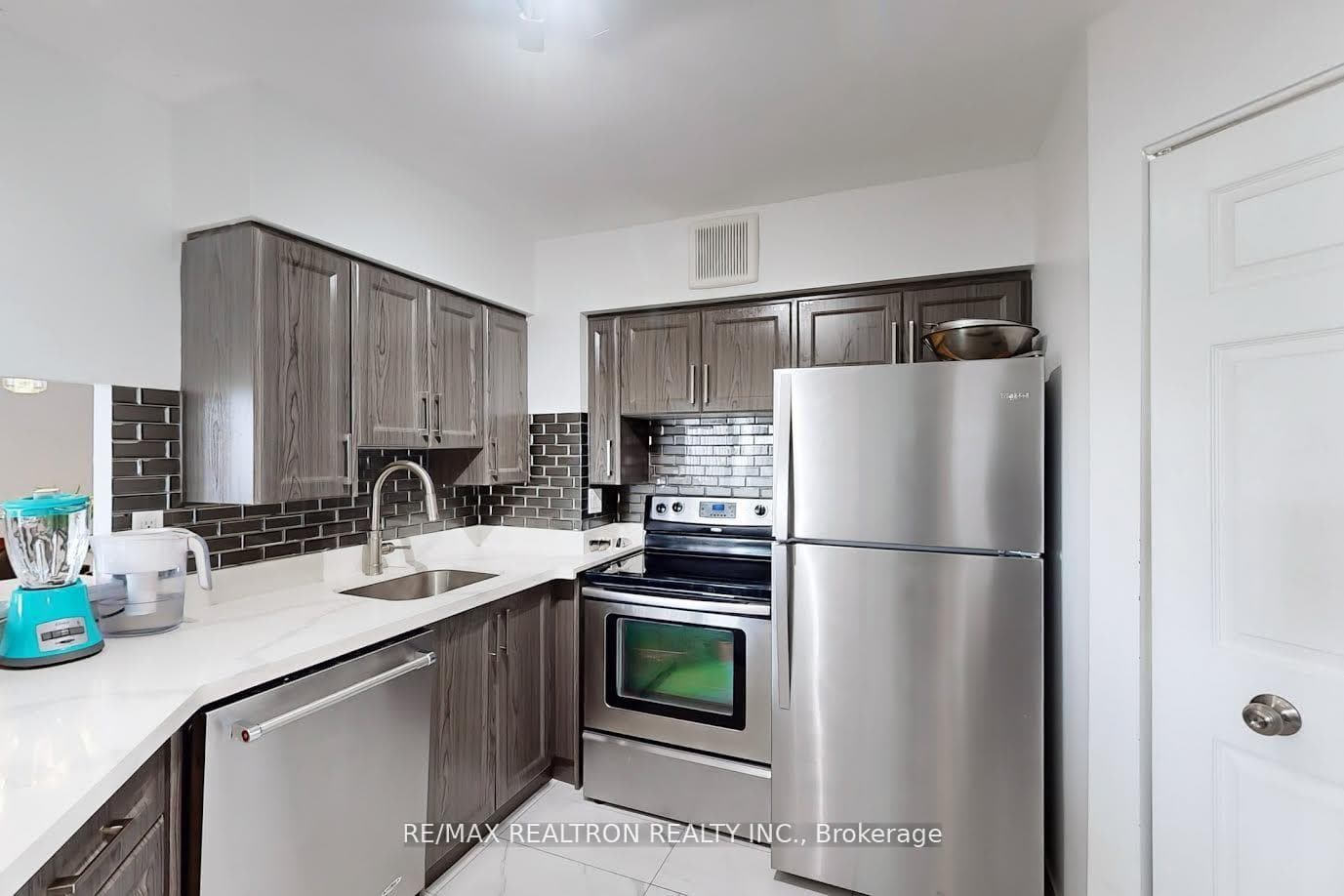 50 Kingsbridge Garden Circle Unit 1710 photo 13