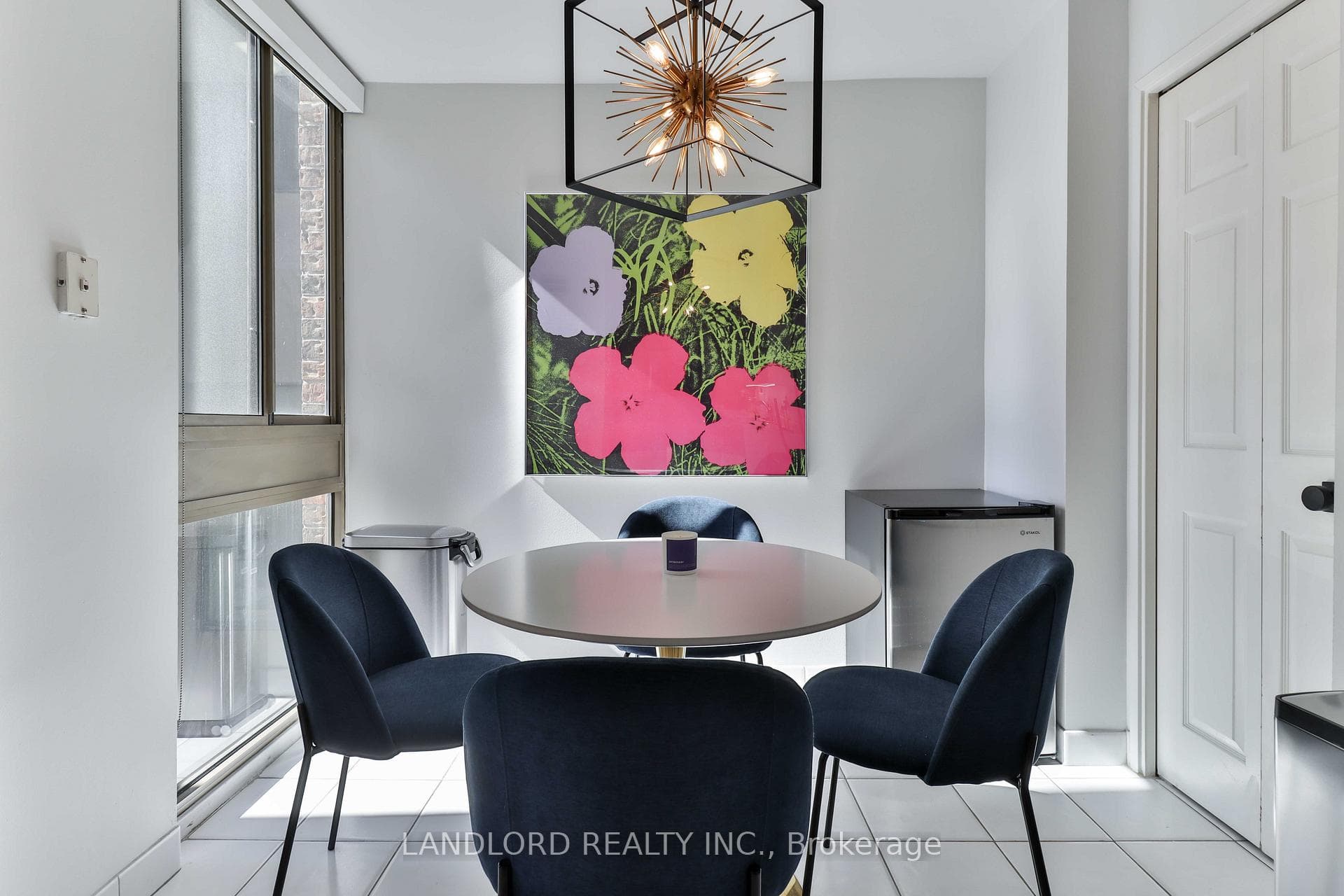 278 Bloor Street Unit 1801 photo 14