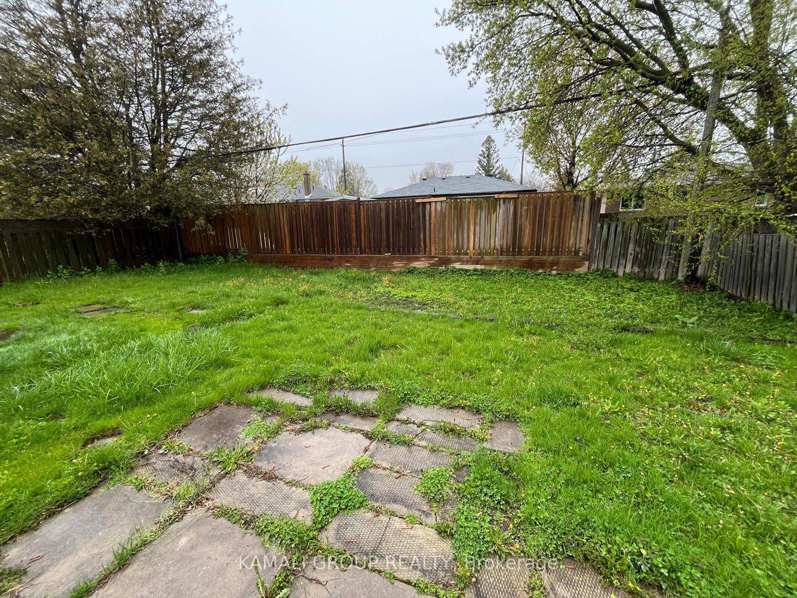 494 Monteith Avenue Unit Bsmt photo 11