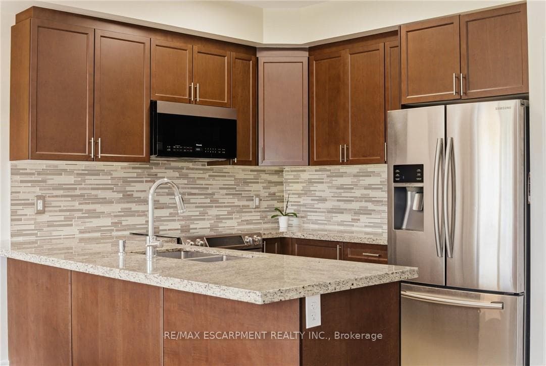 73 Medici Lane Unit 5 photo 15