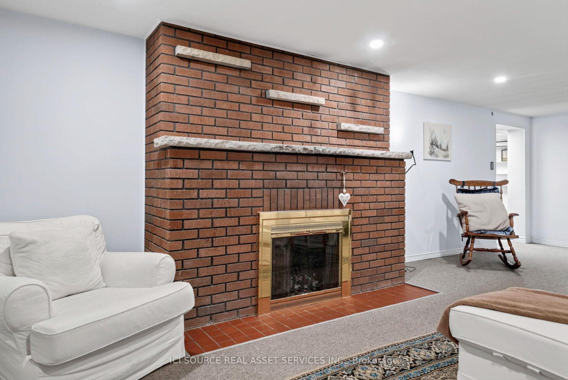 1215 Princess Street photo 31