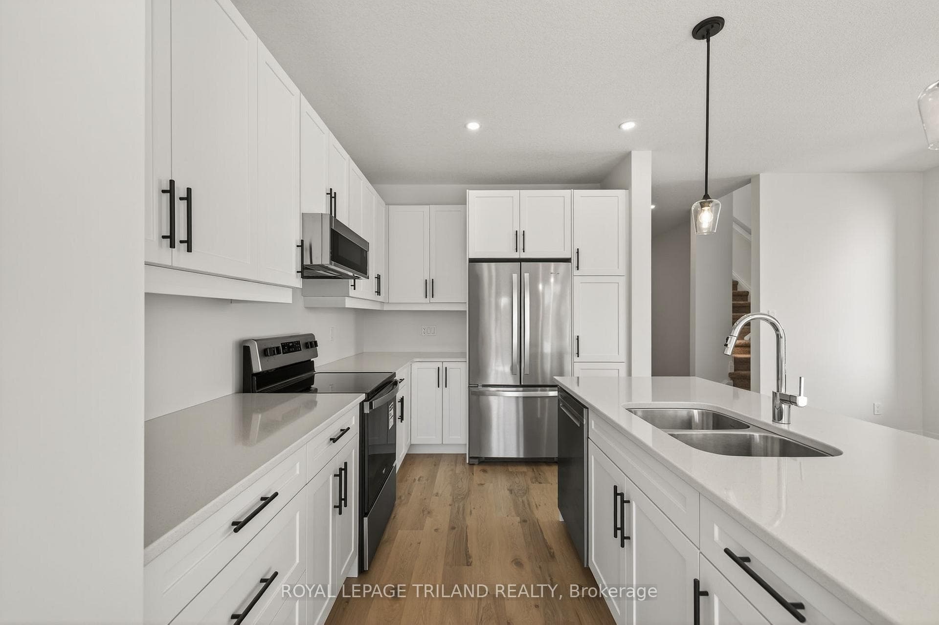 101 SWALES Avenue Unit 10 photo 15