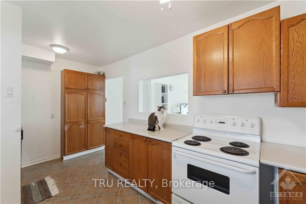 2424 FALCON Avenue photo 14