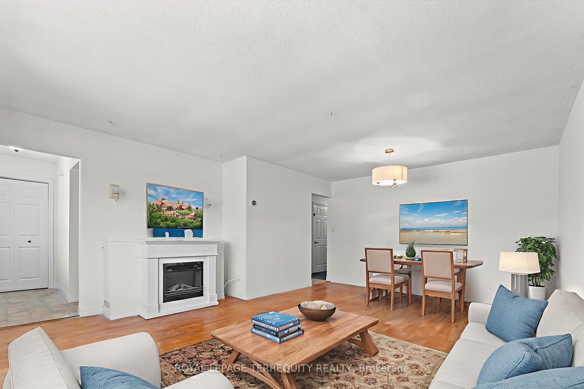 683 Adelaide Avenue Unit Main photo 2