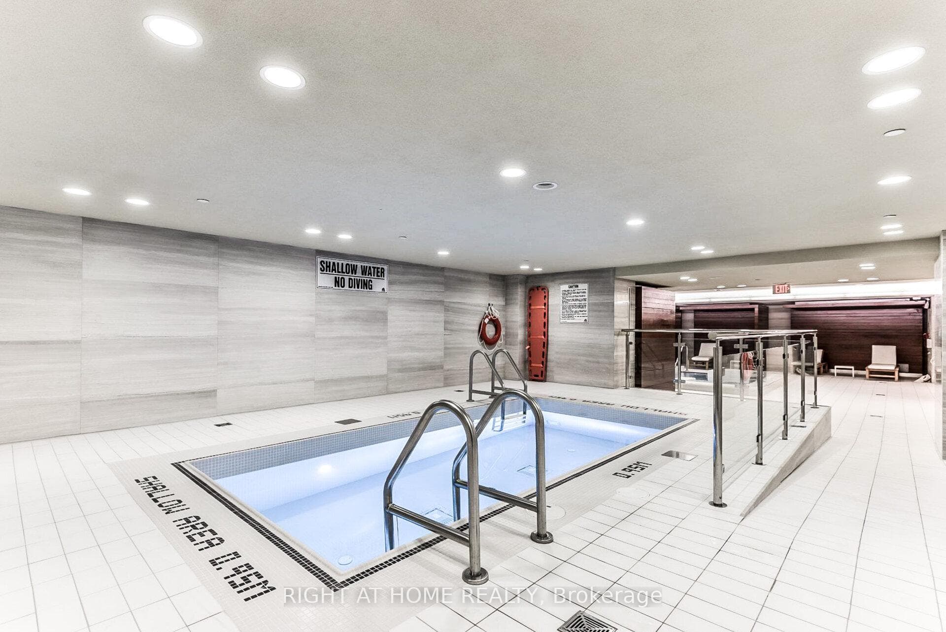 29 Queens Quay Unit 1109 photo 37