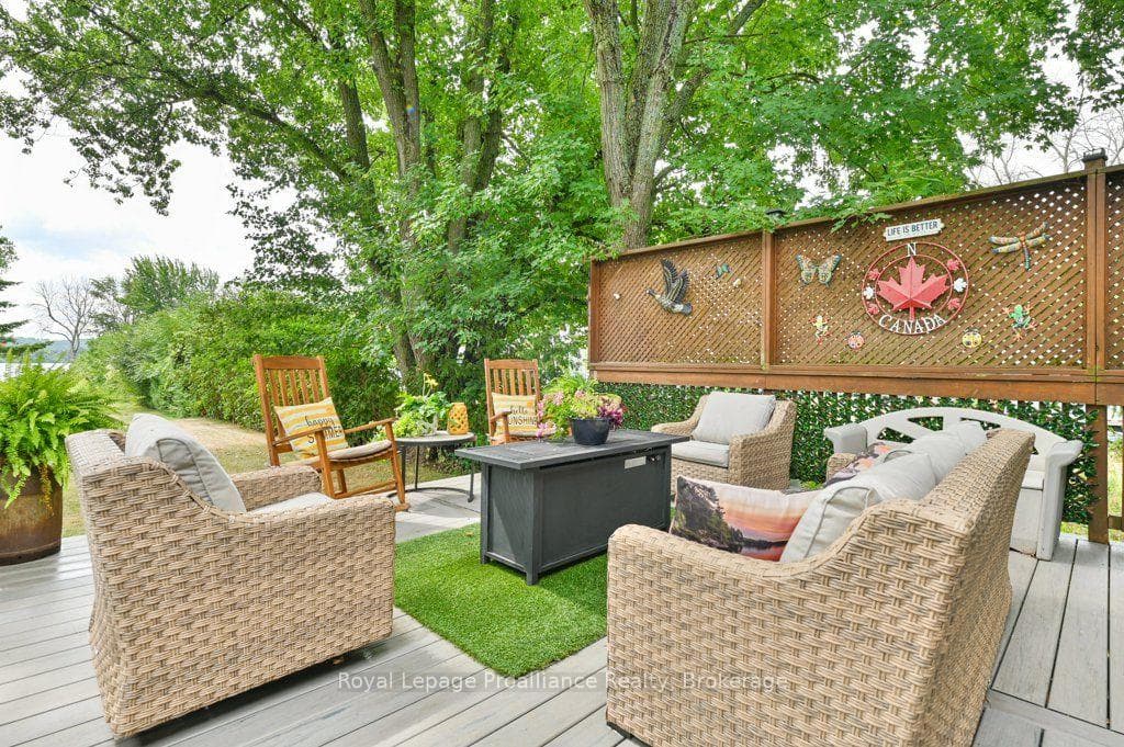 425 Rosebush Road photo 27