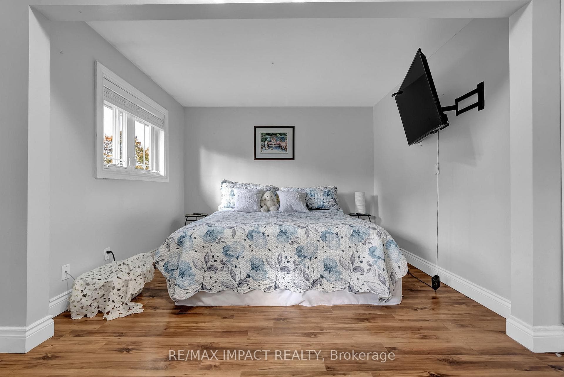 121 Whitehead Road photo 16