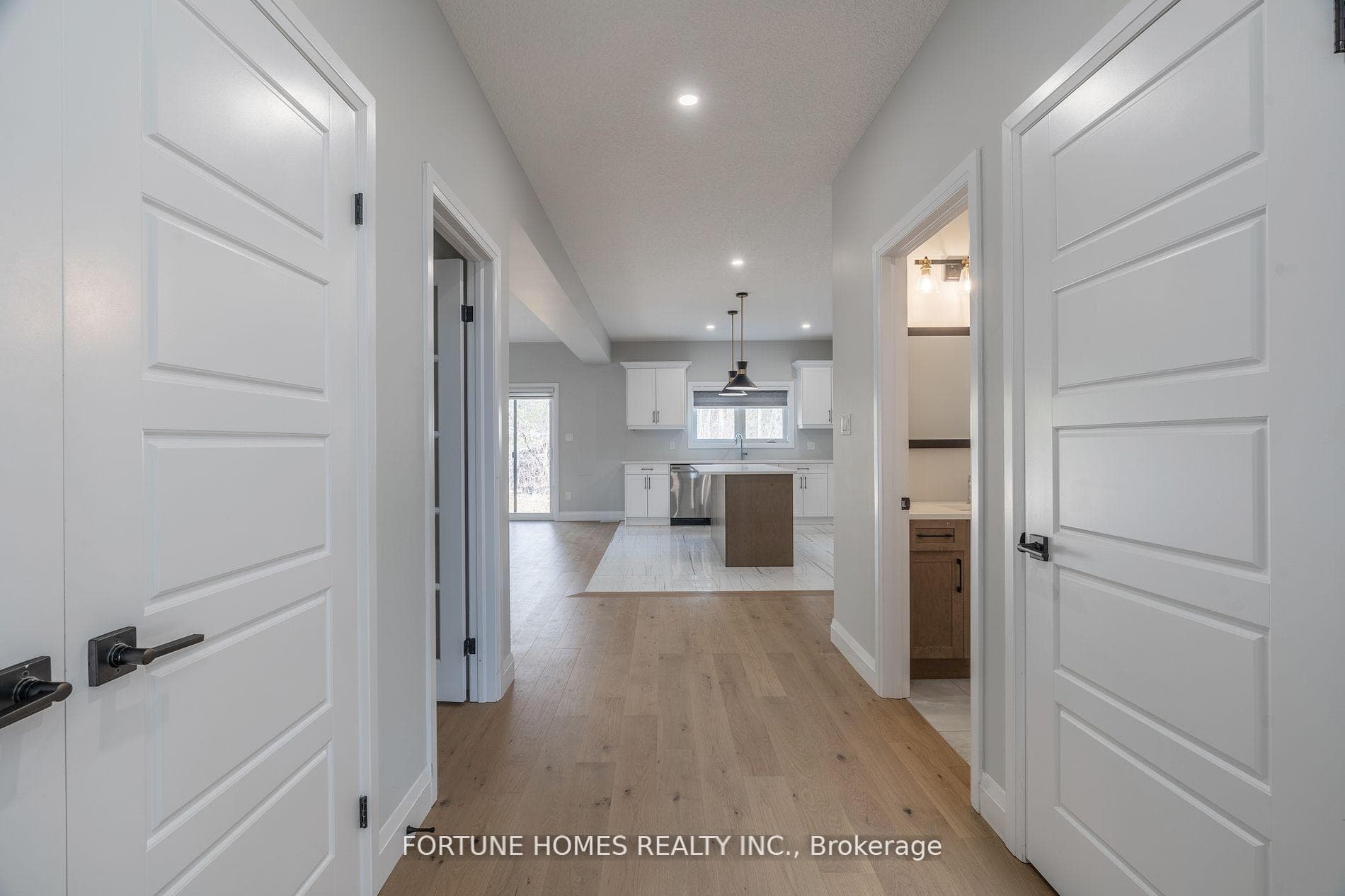 228 Knott Drive photo 5