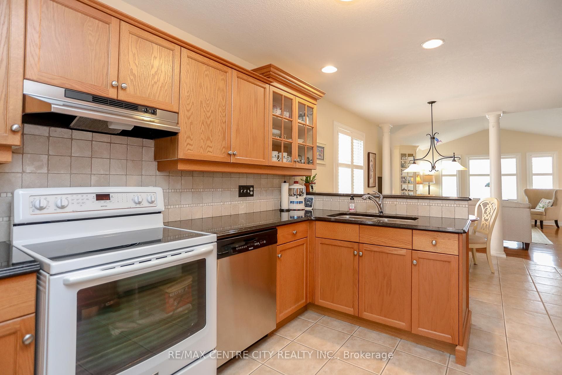 455 Highview Drive photo 18