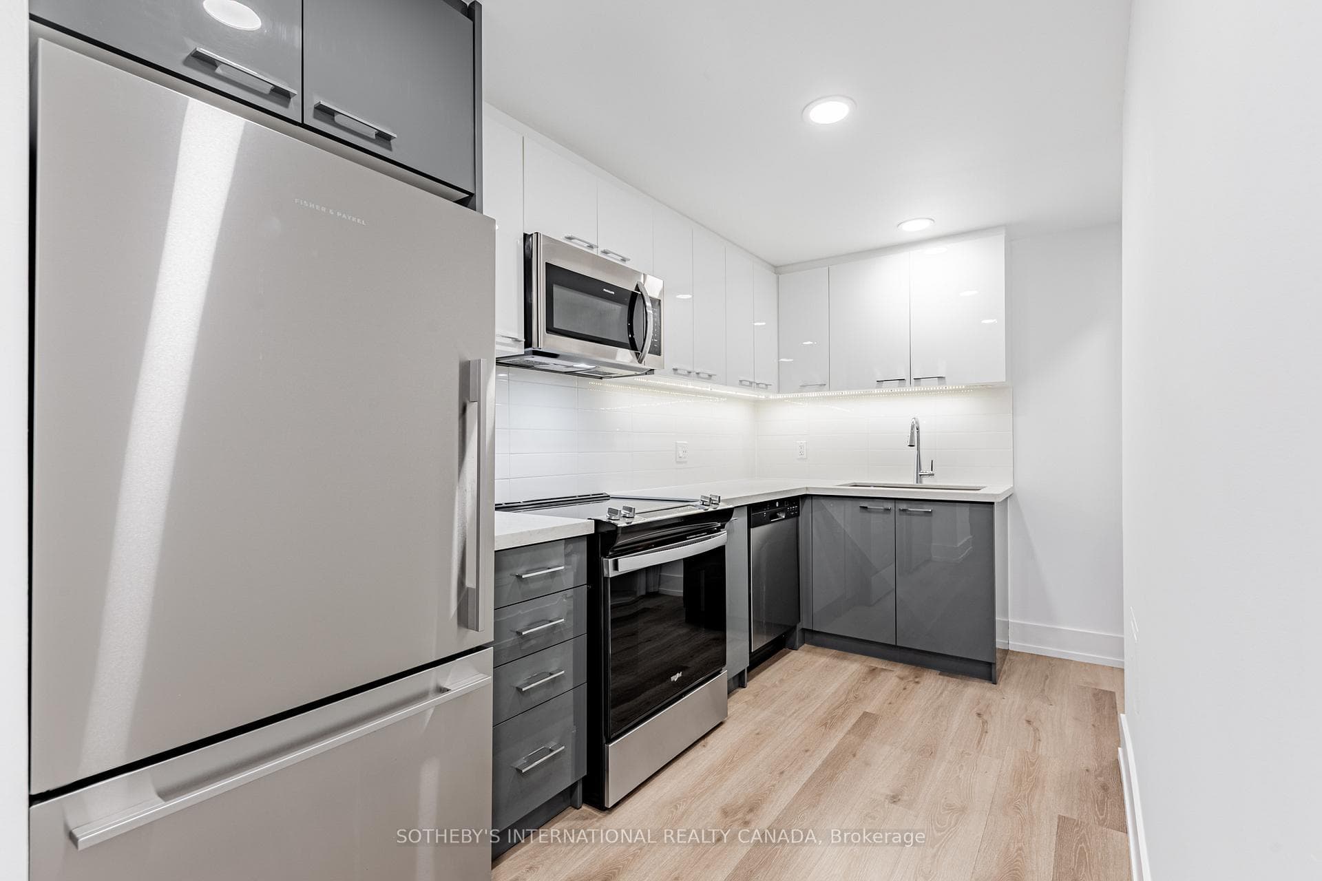 201 Sherbourne Street Unit N2305 photo 1
