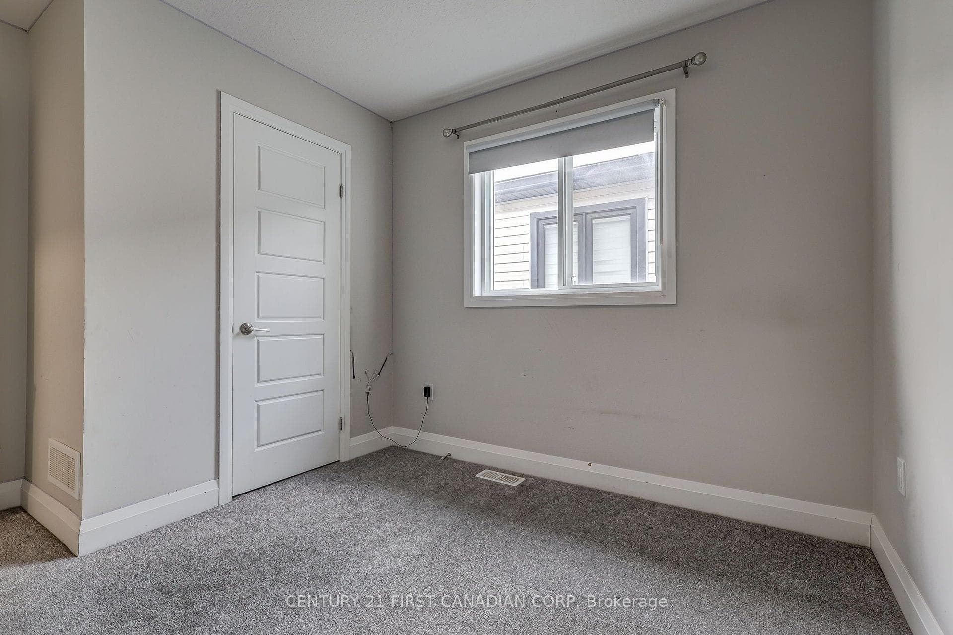 127 Marconi Court photo 44