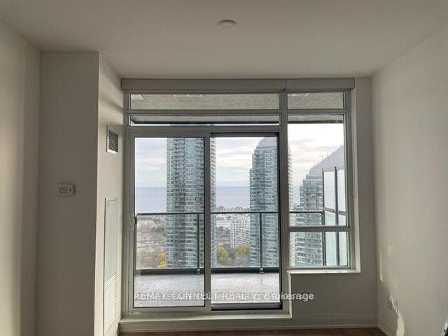 36 Park Lawn Road Unit 2501 photo 17