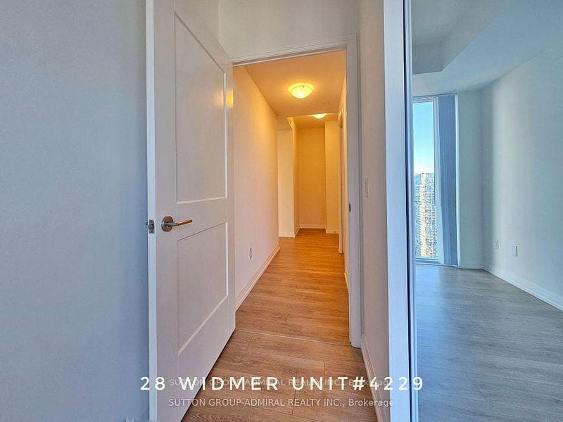 28 Widmer Street Unit 4229 photo 6