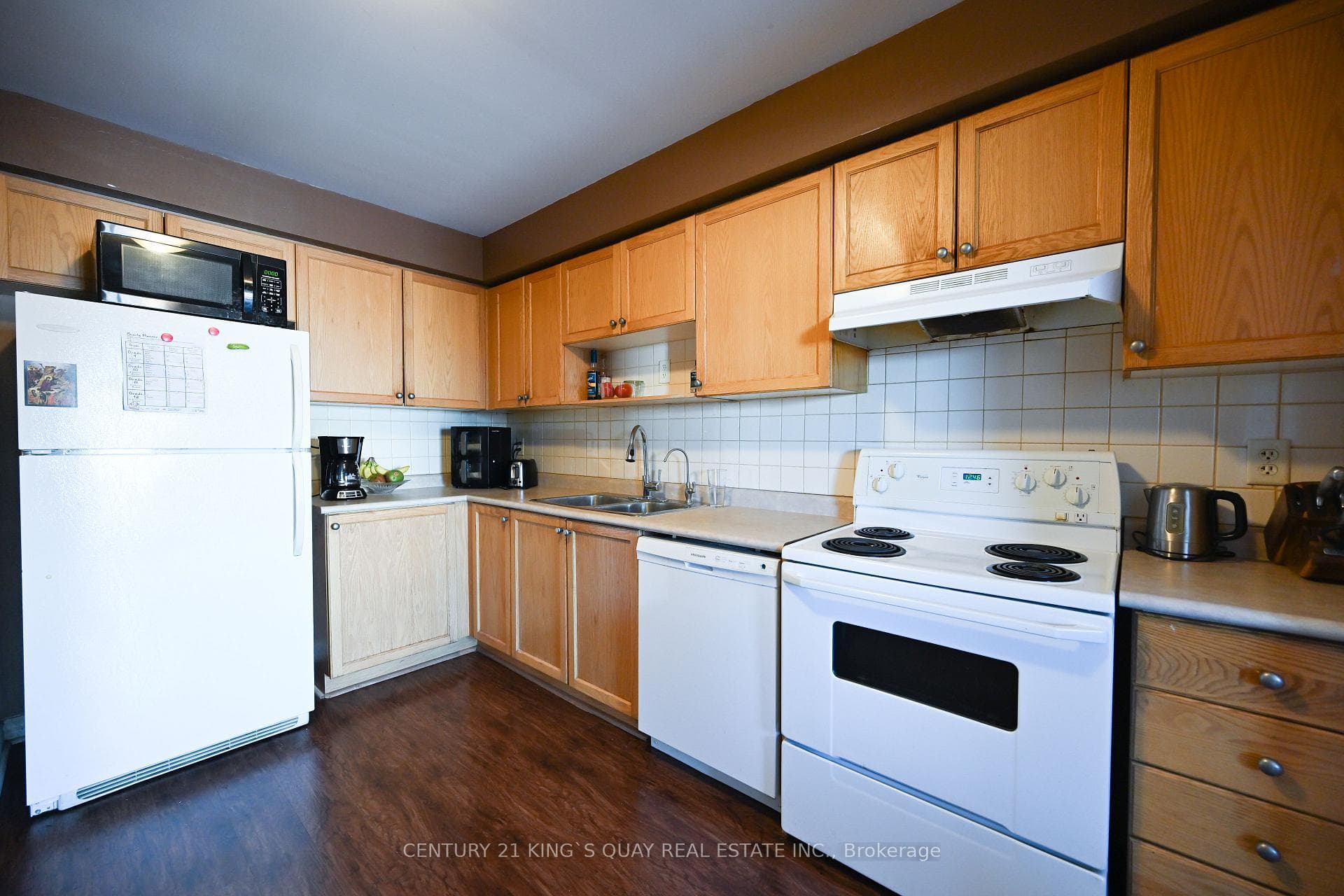50 Crittenden Drive photo 4