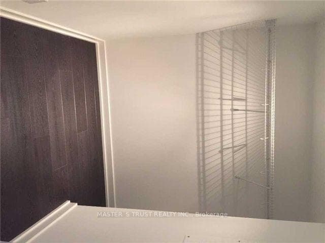 72 Esther Shiner Boulevard Unit 512 photo 4