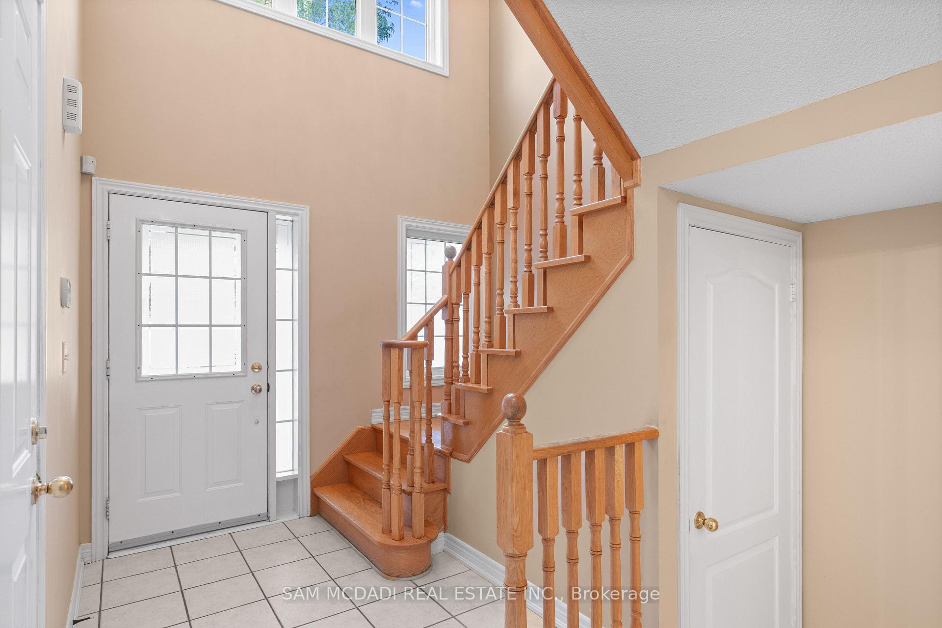 28 Millsborough Road photo 2
