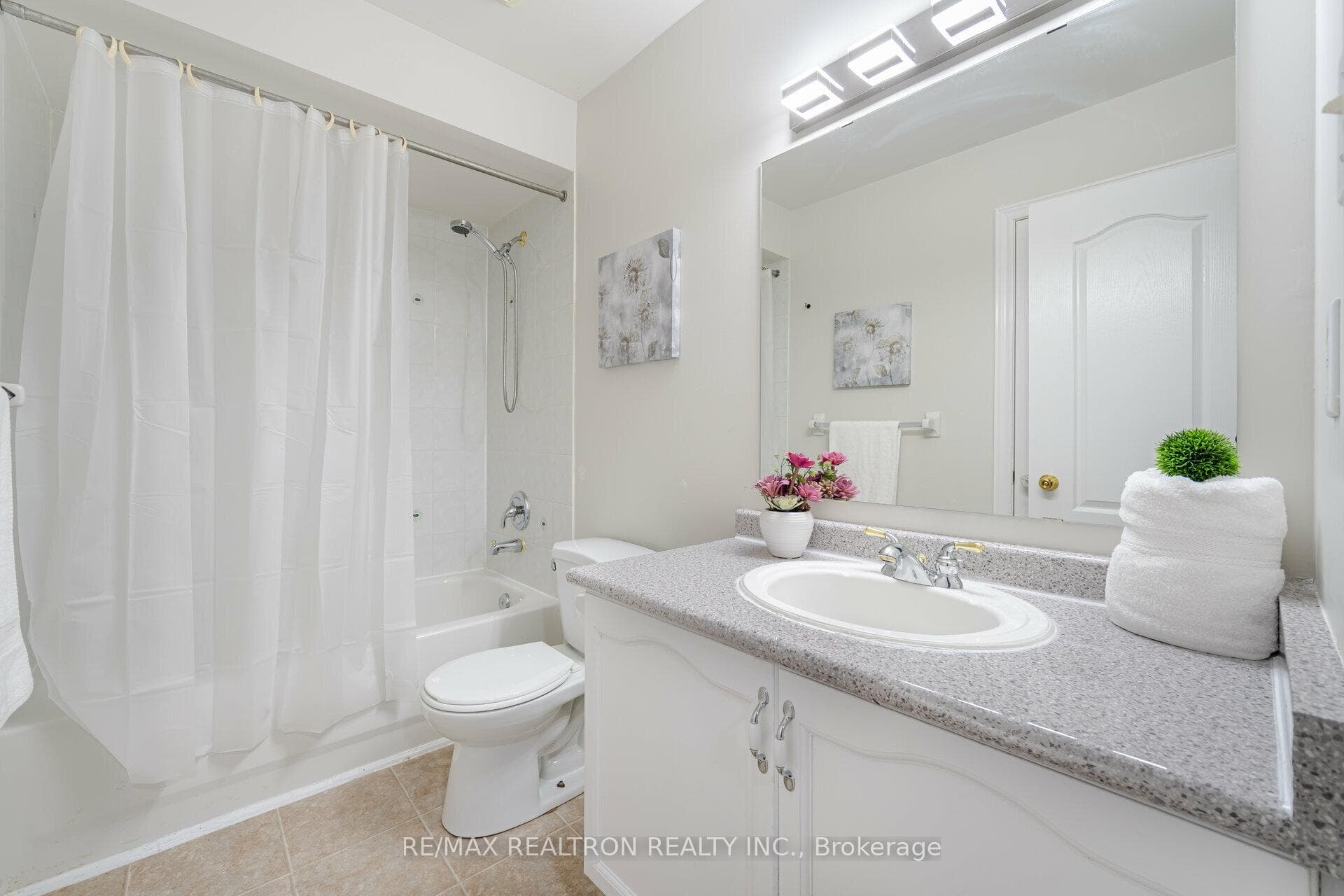 7 Smales Drive photo 29